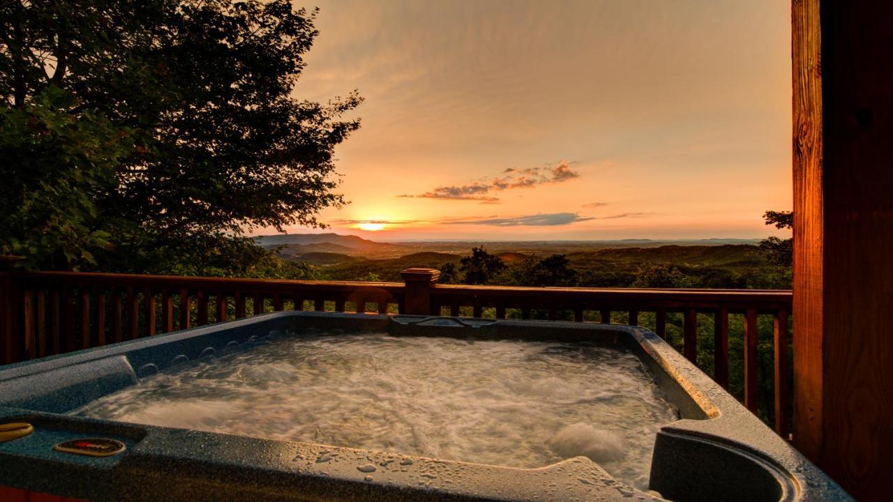 סביירוויל Incredible Views Hot Tub Close To Everything מראה חיצוני תמונה